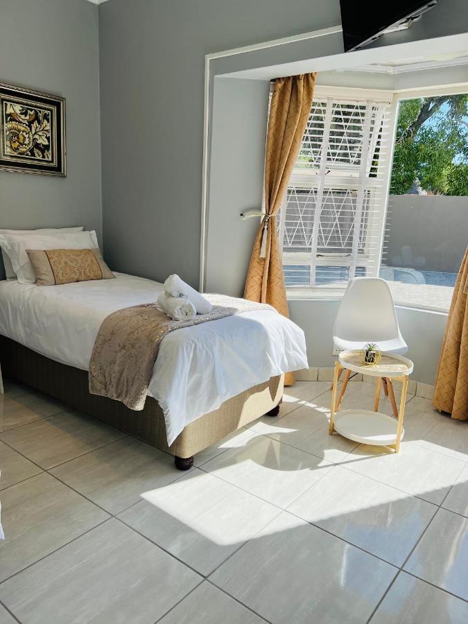 Jodwell Guesthouse East London Extérieur photo