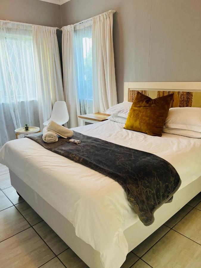 Jodwell Guesthouse East London Extérieur photo