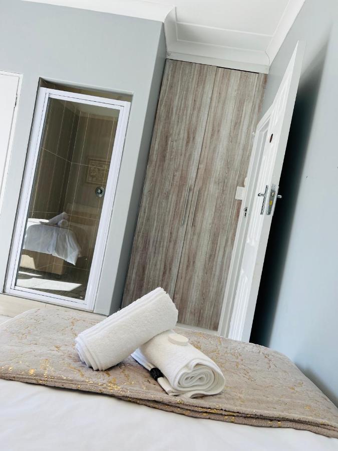 Jodwell Guesthouse East London Extérieur photo
