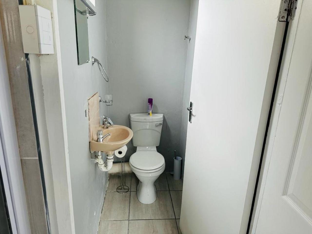 Jodwell Guesthouse East London Extérieur photo